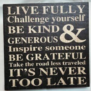 Live Fully canvas wall hanging with inspirational words.